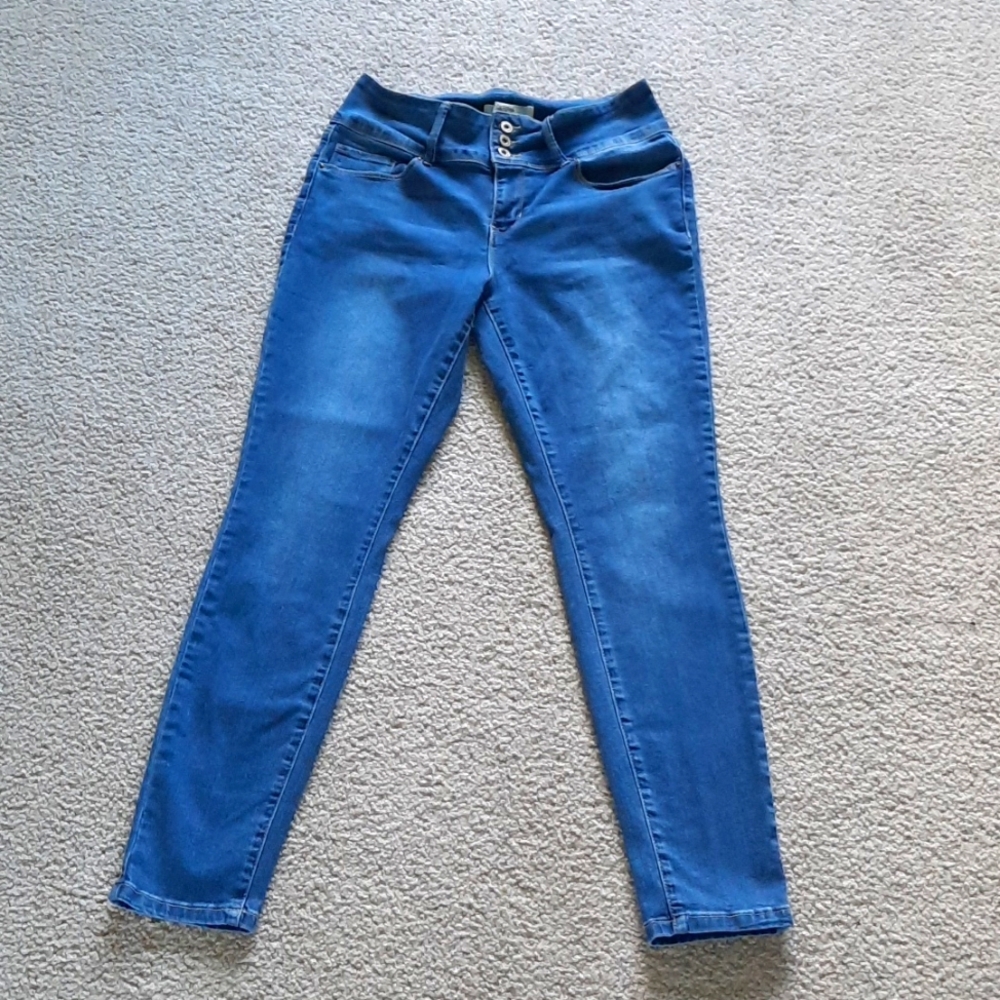 Sz 11/30 California Vintage skinny jeans